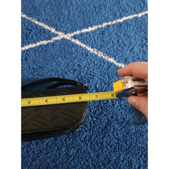 Oakley Soft Case Faux Leather Zip Up Glasses Case with Pouch - Picture 4 of 6